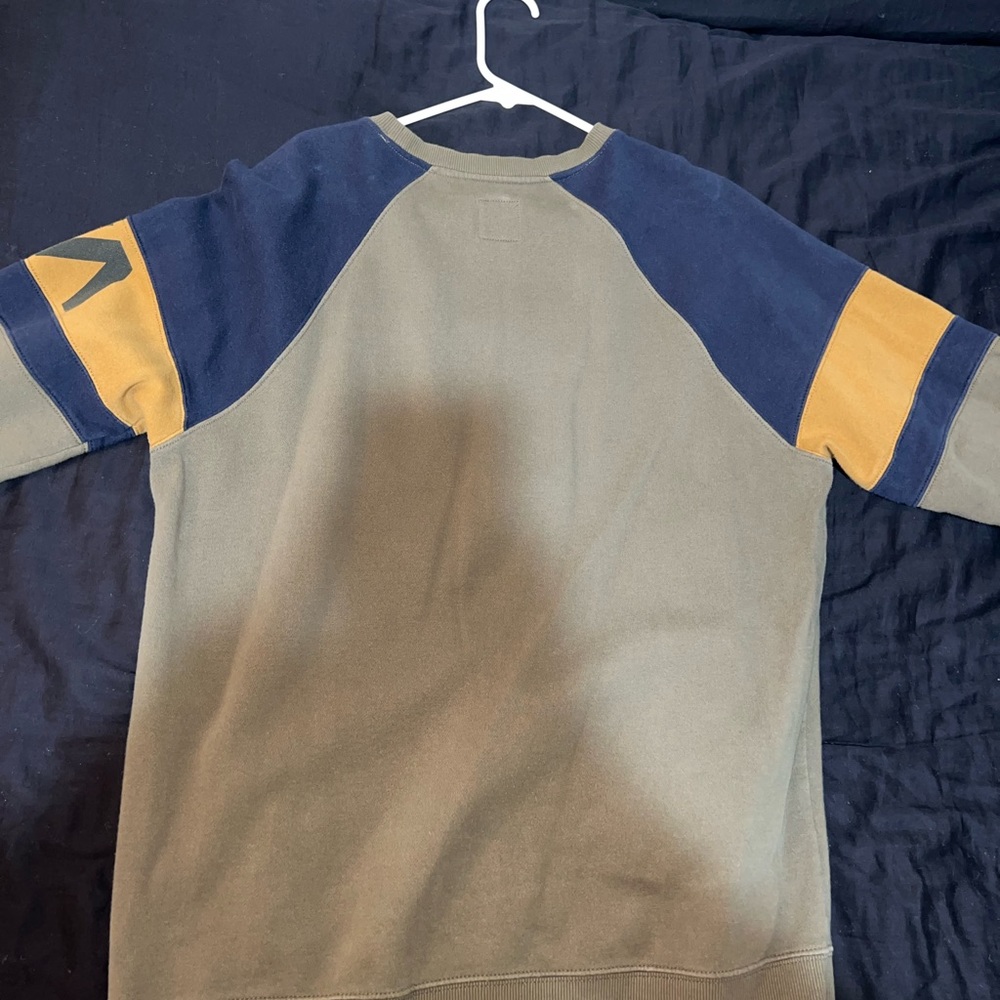 Rvca sweater - Picture 2 of 3